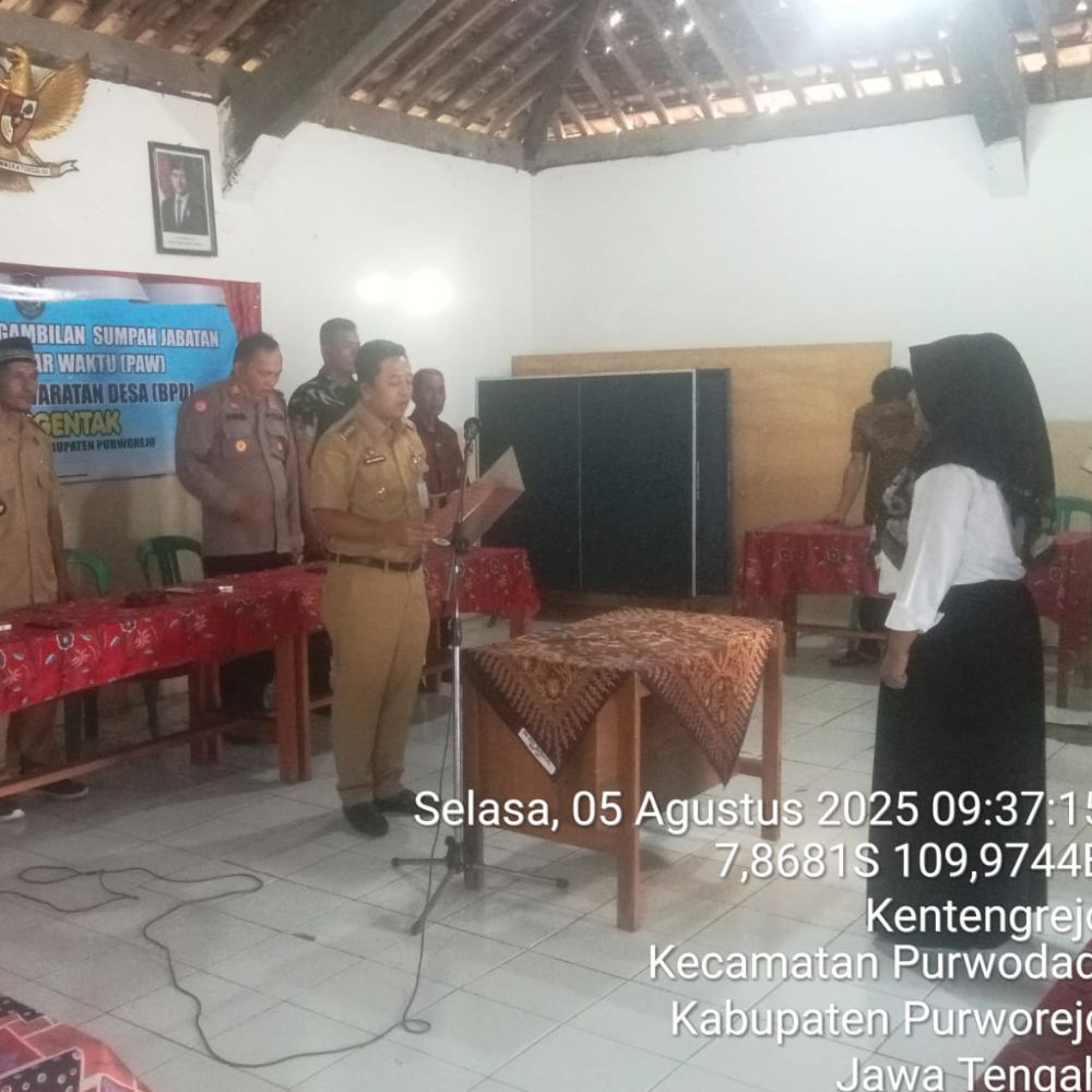 Camat Ngombol Resmi Lantik PAW BPD Desa Ngentak, Siap Jalankan Amanah Desa