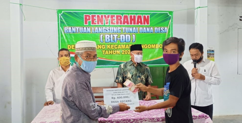 PENYALURAN BLT DD TAHAP 3 DESA SECANG