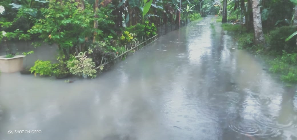 BANJIR LANDA DESA KALIWUNGUKIDUL KECAMATAN NGOMBOL