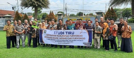 STUDI TIRU