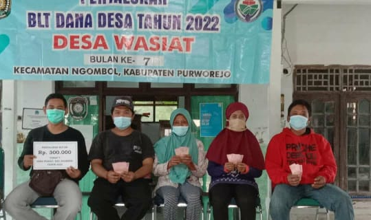 PENYALURAN BLT DD 2022 DESA WASIAT