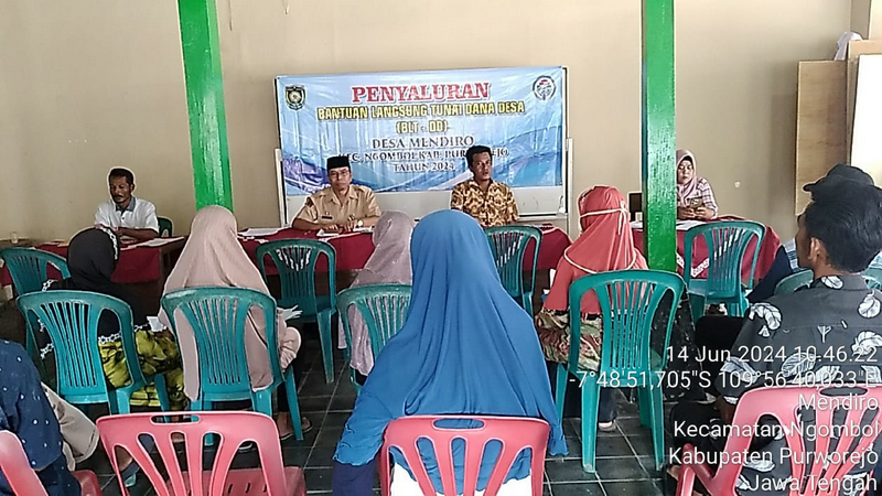 Penyaluran BLT DD di Desa Mendiro Kecamatan Ngombol