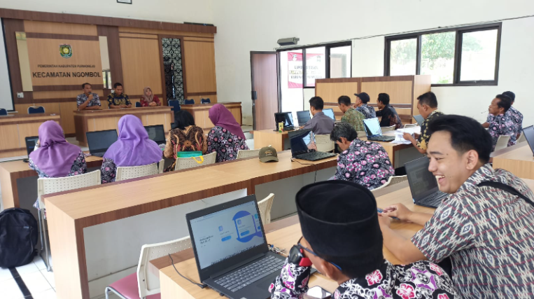 SOSIALISASI DAN PELATIHAN APLIKASI SIKS NG